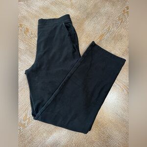 LL Bean Black Pull On Pants Medium Elastic Waist 32” Inseam30” High Rise Pockets